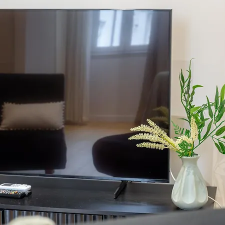 Апартаменты Iflat Monti Brand New Peaceful Рим